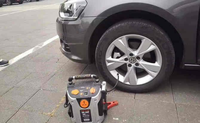 连云港汽车搭电案例